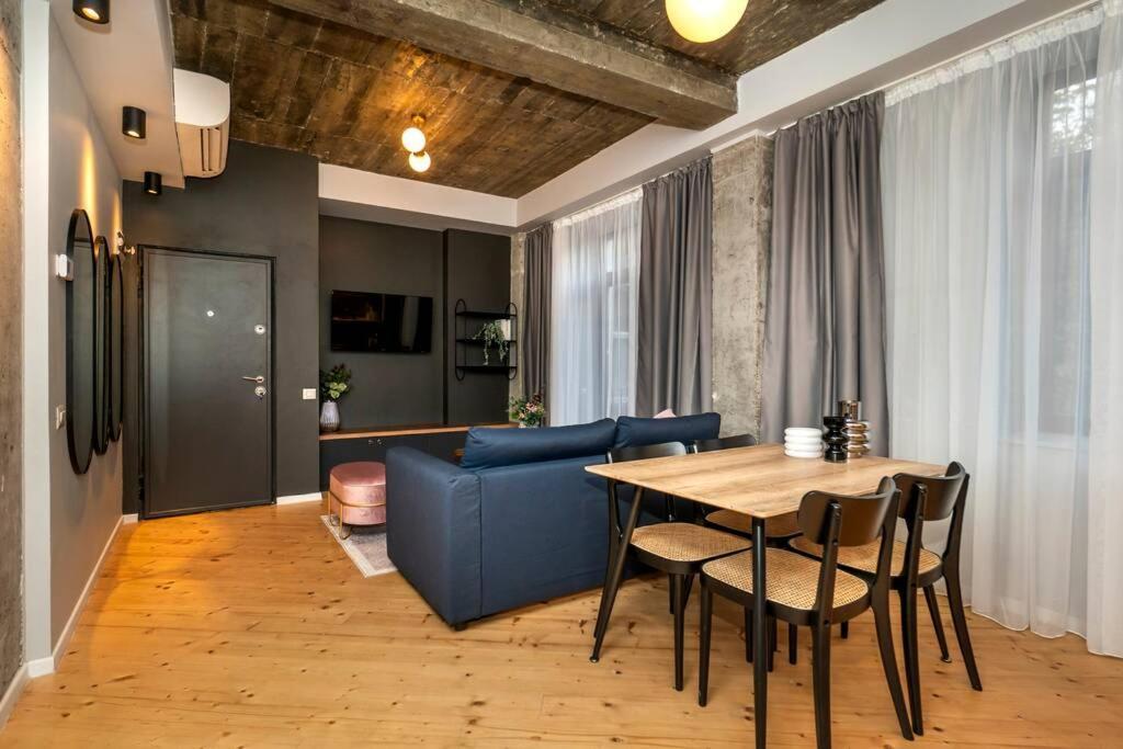 Marvellous Design 2Br Old Town Apartment บูคาเรสต์ ภายนอก รูปภาพ