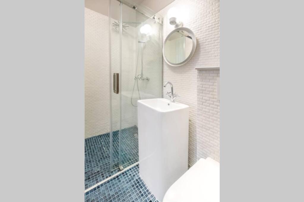 Marvellous Design 2Br Old Town Apartment บูคาเรสต์ ภายนอก รูปภาพ